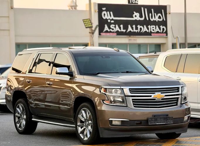 Used ⁦Chevrolet Tahoe IV (K2XX), 5.3 l, 2016⁩ in UAE, Sharjah by ASAL ALHAIBAH USED CARS, Brown color. GCC Specs | AUTO.AE | Listing #287296