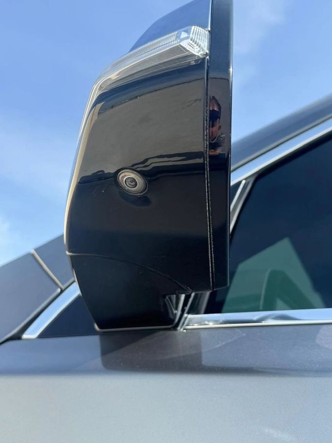 Used Chevrolet Traverse II, 3.6 l, 2020 in Sharjah by Noor Al Seyoh Used Cars, Silver color. GCC Specs | AUTO.AE