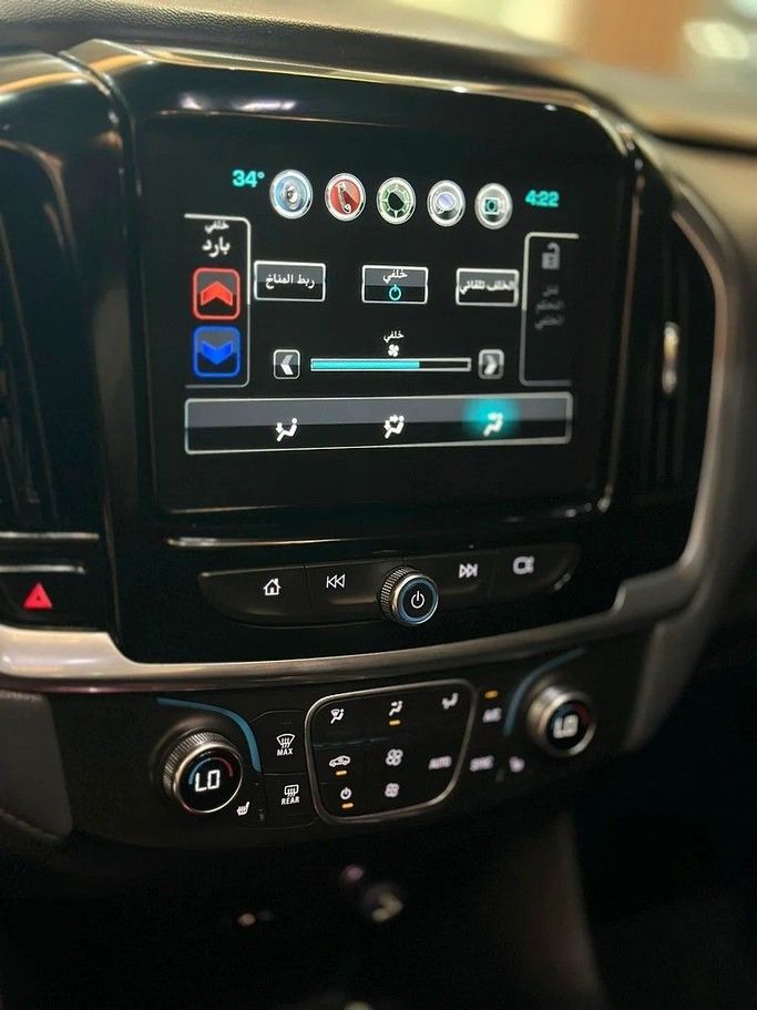 Used Chevrolet Traverse II, 3.6 l, 2019 in Sharjah by Rebou Alfakhama, Grey color. GCC Specs | AUTO.AE