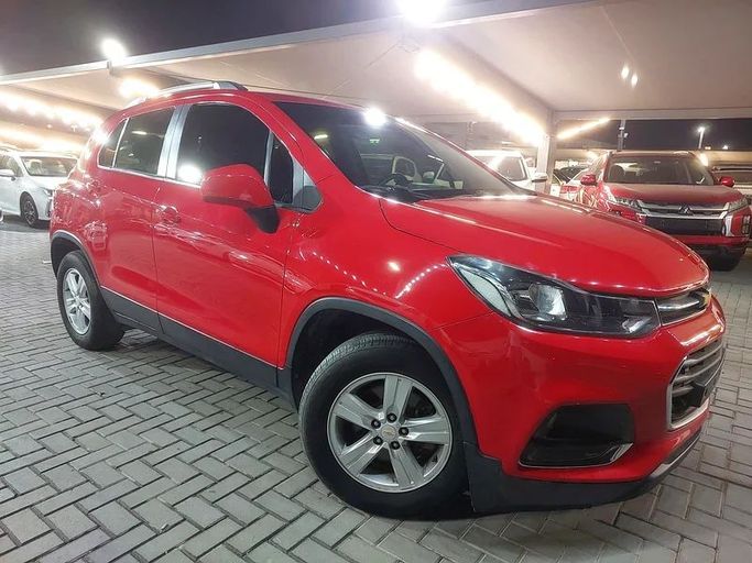 Подержанный Chevrolet Trax I Рестайлинг, 1.4 л, 2019 в Шардже от Al Aqsa Used Cars Красный цвет. GCC | AUTO.AE
