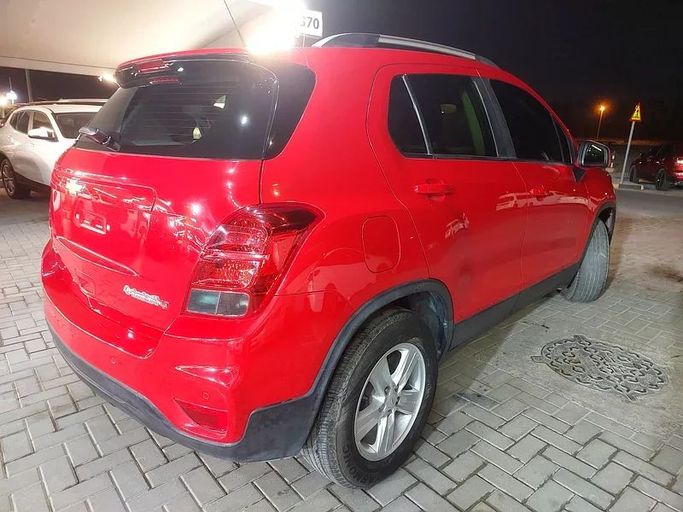 Подержанный Chevrolet Trax I Рестайлинг, 1.4 л, 2019 в Шардже от Al Aqsa Used Cars Красный цвет. GCC | AUTO.AE