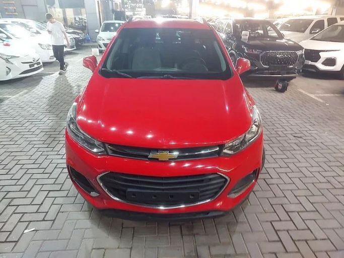 Подержанный Chevrolet Trax I Рестайлинг, 1.4 л, 2019 в Шардже от Al Aqsa Used Cars Красный цвет. GCC | AUTO.AE