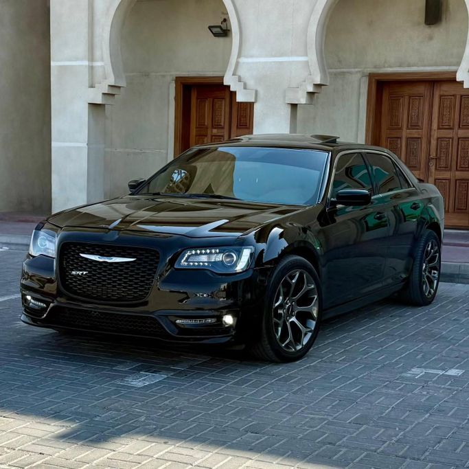 Used Chrysler 300C II, 5.7 l, 2013 in Sharjah by Sarmad Cars, Black color. Other | AUTO.AE