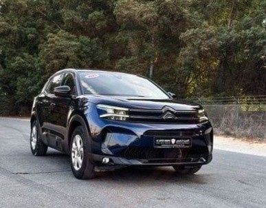 مستعملة Citroen C5 Aircross أنا فيس ليفت, 1.6 l, 2023 في في الإمارات, الشارقة من Al Sayed Khamis Used Cars، اللون أزرق. مواصفات الخليج | AUTO.AE | إعلان #275165