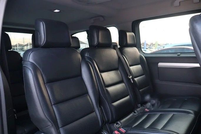 Подержанный Citroen SpaceTourer I, 2.0 л, 2023 в Шардже от Al Rukin Al Saudi Черный цвет. GCC | AUTO.AE