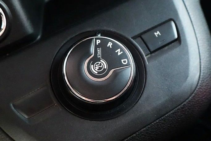 Подержанный Citroen SpaceTourer I, 2.0 л, 2023 в Шардже от Al Rukin Al Saudi Черный цвет. GCC | AUTO.AE