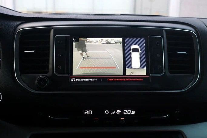 Подержанный Citroen SpaceTourer I, 2.0 л, 2023 в Шардже от Al Rukin Al Saudi Черный цвет. GCC | AUTO.AE