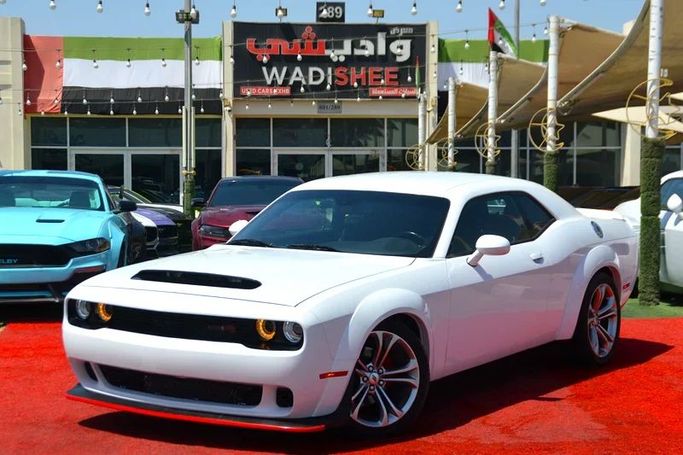 Used Dodge Challenger R_T III Facelift 2, 5.7 l, 2021 in Sharjah by Wadishee Used Cars, White color. American Specs | AUTO.AE