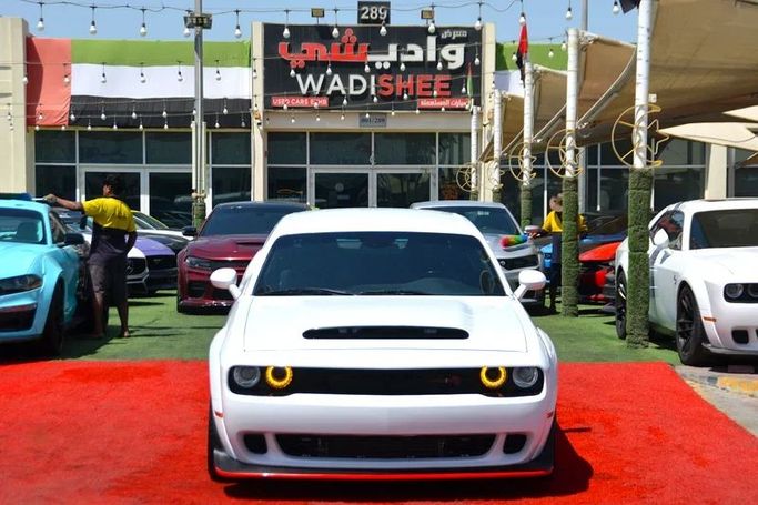 Used Dodge Challenger R_T III Facelift 2, 5.7 l, 2021 in Sharjah by Wadishee Used Cars, White color. American Specs | AUTO.AE