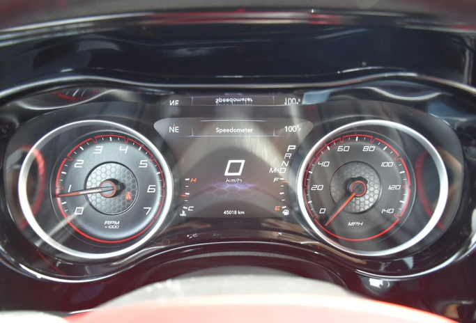 Подержанный Dodge Challenger III Рестайлинг 2, 3.6 л, 2023 в Шардже от Alfaris Used Cars Синий цвет. Other | AUTO.AE