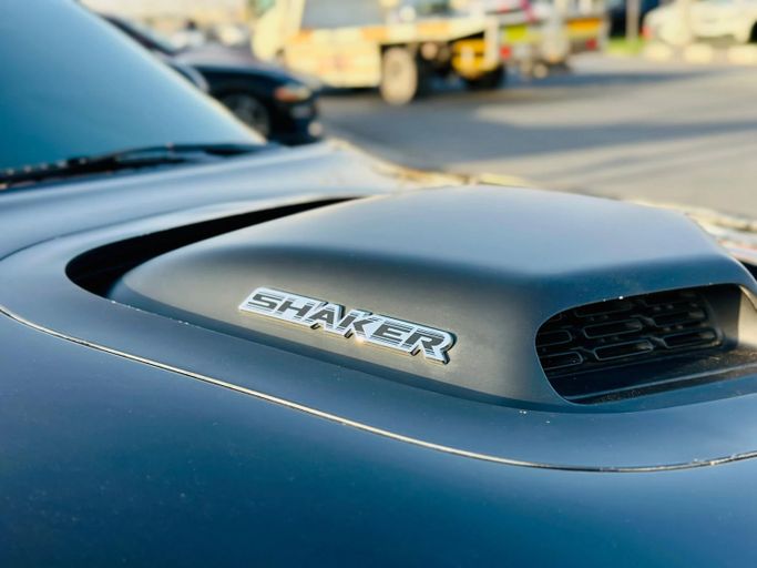 Подержанный Dodge Challenger R_T III Рестайлинг 2, 6.4 л, 2021 в Шардже от Kandy Cars Черный цвет. Американская | AUTO.AE