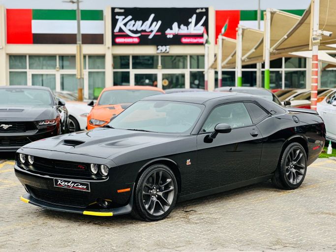 Подержанный Dodge Challenger SRT III Рестайлинг 2, 6.4 л, 2021 в Шардже от Kandy Cars Черный цвет. Американская | AUTO.AE