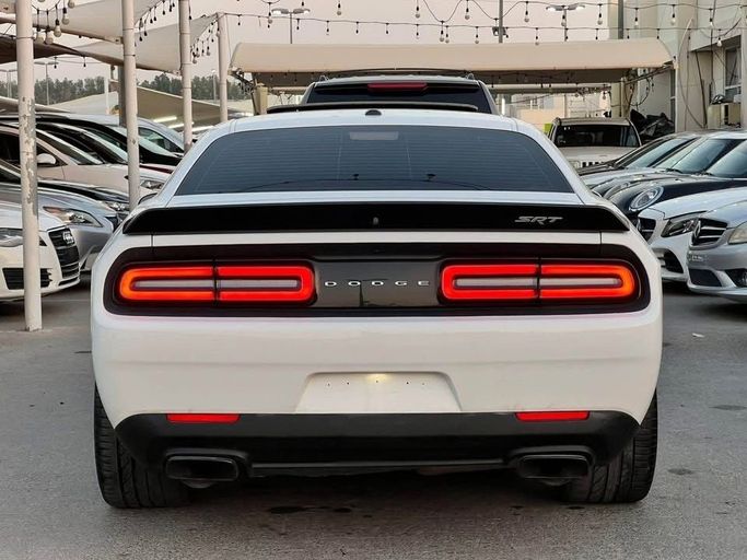 Used Dodge Challenger SRT III Facelift 2, 6.4 l, 2016 in Sharjah by Al Suraj Al Muneer Used Cars, White color. GCC Specs | AUTO.AE