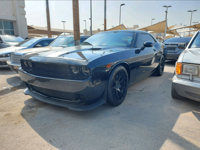 Used Dodge Challenger SXT III Facelift 2, 3.6 l, 2018 in Sharjah by Golden Deal Cars, Black color. American Specs | AUTO.AE