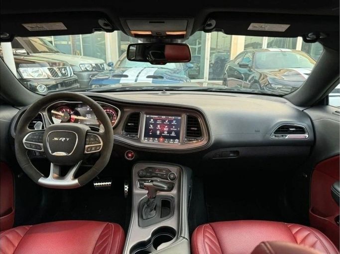 Used Dodge Challenger Hellcat III Facelift 2, 6.2 l, 2023 in Sharjah by Noor Al Seyoh Used Cars, Black color. American Specs | AUTO.AE