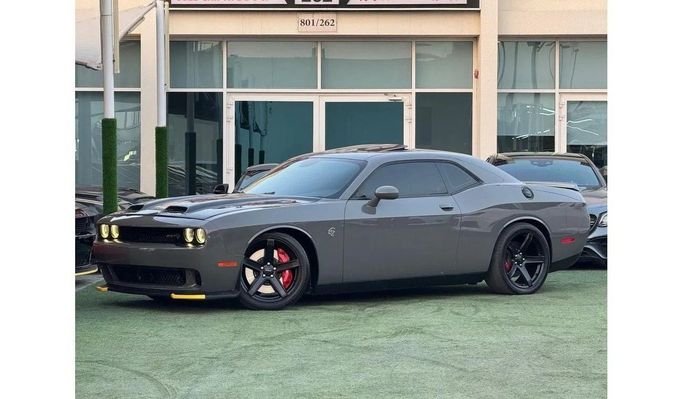 Used Dodge Challenger Hellcat III Facelift 2, 6.2 l, 2019 in Sharjah by Noor Al Seyoh Used Cars, Grey color. Canadian Specs | AUTO.AE