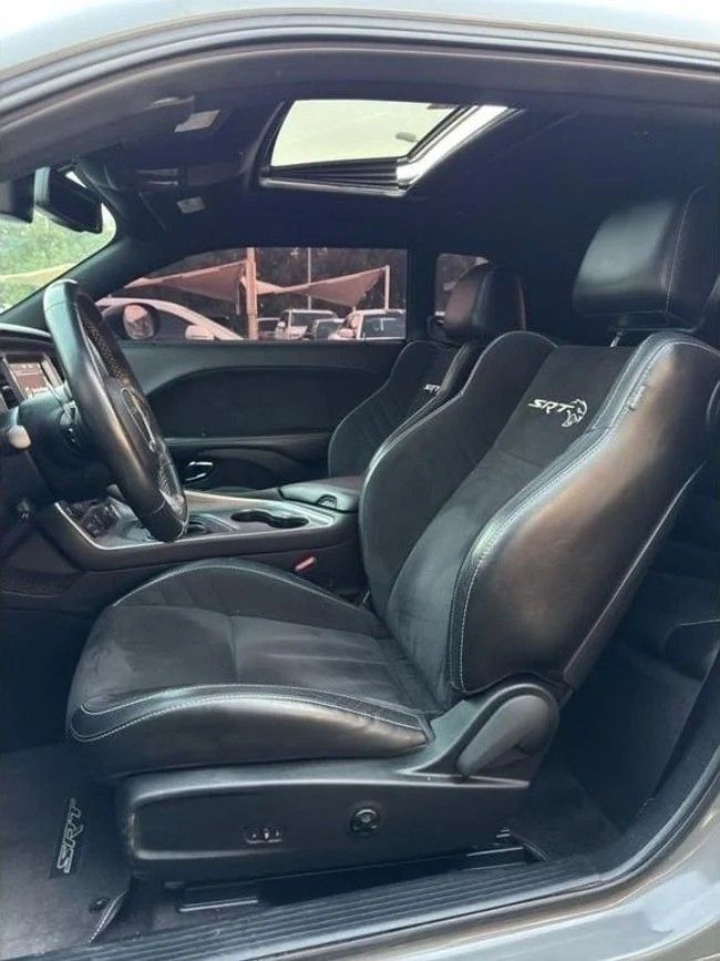 Used Dodge Challenger Hellcat III Facelift 2, 6.2 l, 2019 in Sharjah by Noor Al Seyoh Used Cars, Grey color. Canadian Specs | AUTO.AE