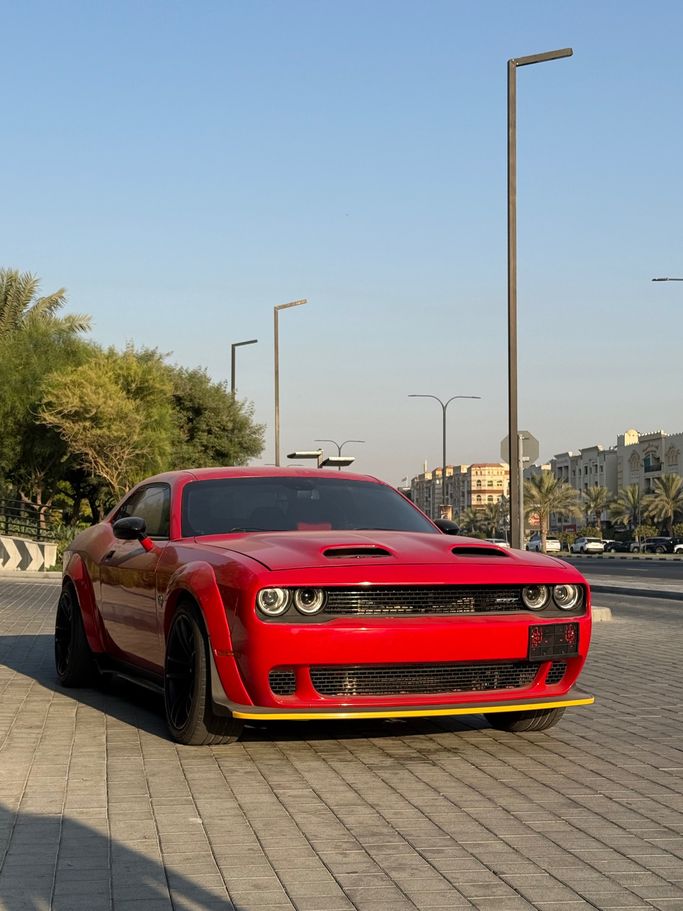 مستعملة Dodge Challenger R_T ثالثاً فيس ليفت 2, 5.7 l, 2020 في في الشارقة، اللون أحمر. المواصفات الأمريكية | AUTO.AE | إعلان #272733