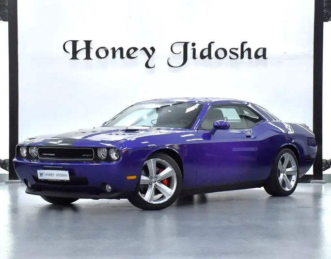 مستعملة Dodge Challenger SRT-8 ثالثاً فيس ليفت, 6.1 l, 2010 في في الشارقة من Honey Jidosha Used Cars Tr.، اللون أرجواني. مواصفات الخليج | AUTO.AE | إعلان #273169