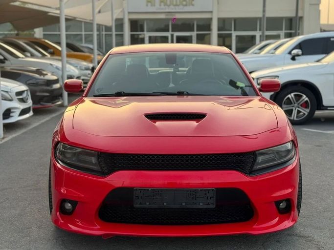 Подержанный Dodge Charger SRT VII (LD) Рестайлинг, 6.4 л, 2016 в Шардже от Nour Alnukhba Motors Красный цвет. GCC | AUTO.AE