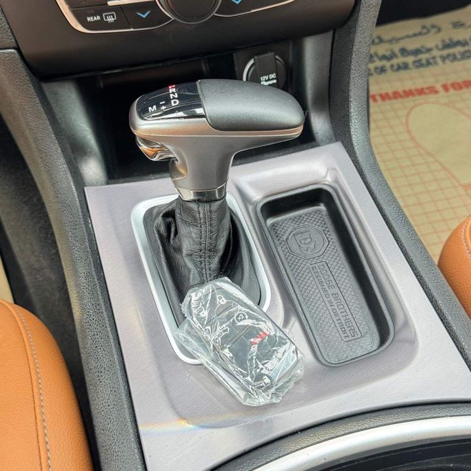 Used Dodge Charger VII (LD) Facelift, 3.6 l, 2023 in Sharjah by Alfaris Used Cars, Red color. Other | AUTO.AE