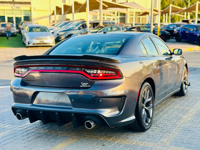 Подержанный Dodge Charger GT VII (LD) Рестайлинг, 3.6 л, 2021 в Шардже от Kandy Cars Серый цвет. Американская | AUTO.AE