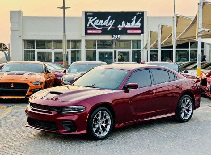 Подержанный Dodge Charger GT VII (LD) Рестайлинг, 3.6 л, 2021 в Шардже от Kandy Cars Бордовый цвет. Американская | AUTO.AE
