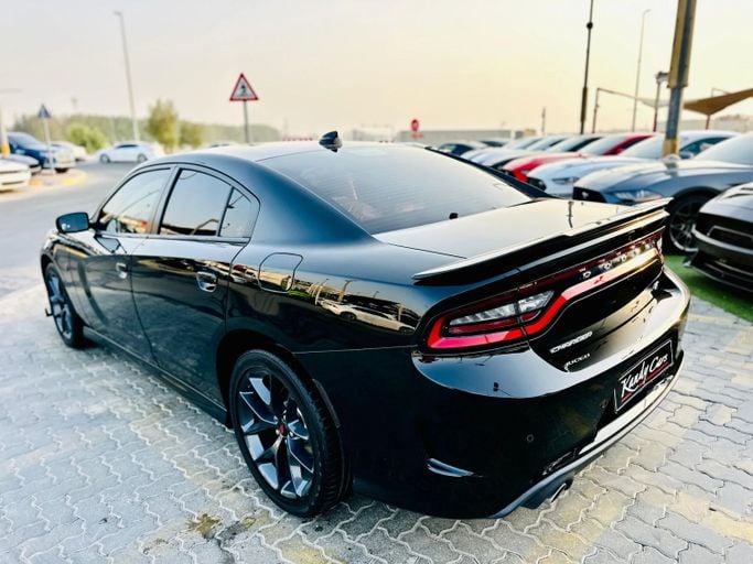 Подержанный Dodge Charger GT VII (LD) Рестайлинг, 3.6 л, 2022 в Шардже от Kandy Cars Черный цвет. Американская | AUTO.AE