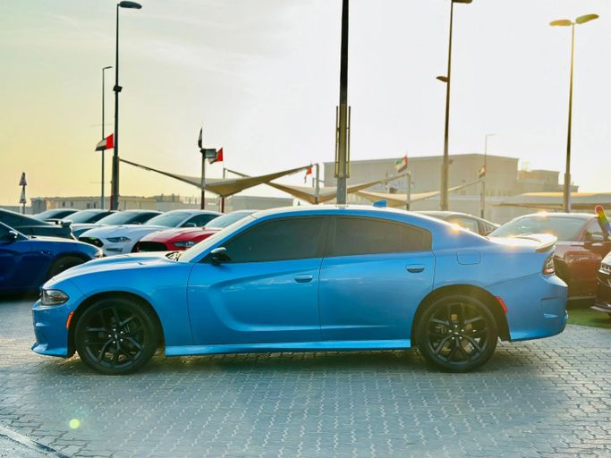 Подержанный Dodge Charger GT VII (LD) Рестайлинг, 3.6 л, 2019 в Шардже от Kandy Cars Голубой цвет. Американская | AUTO.AE