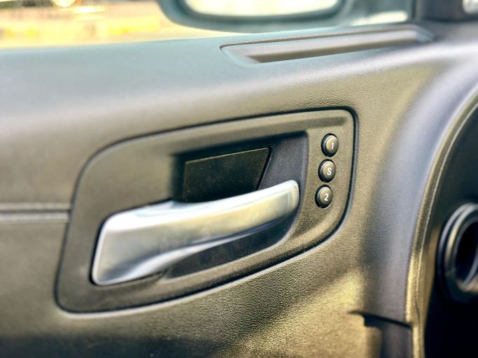 Подержанный Dodge Charger GT VII (LD) Рестайлинг, 3.6 л, 2022 в Шардже от Kandy Cars Белый цвет. Американская | AUTO.AE