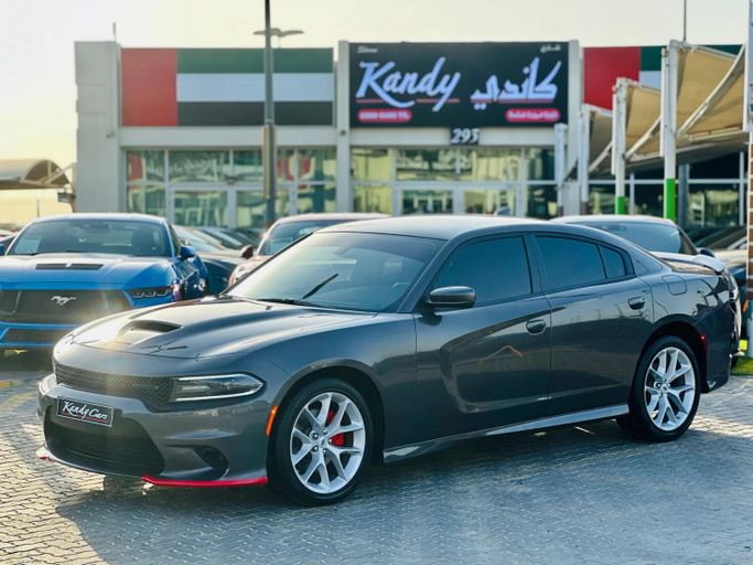 Подержанный Dodge Charger GT VII (LD) Рестайлинг, 3.6 л, 2022 в Шардже от Kandy Cars Серый цвет. Американская | AUTO.AE