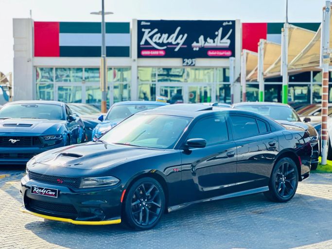 Подержанный Dodge Charger SRT VII (LD) Рестайлинг, 6.4 л, 2022 в Шардже от Kandy Cars Черный цвет. Американская | AUTO.AE