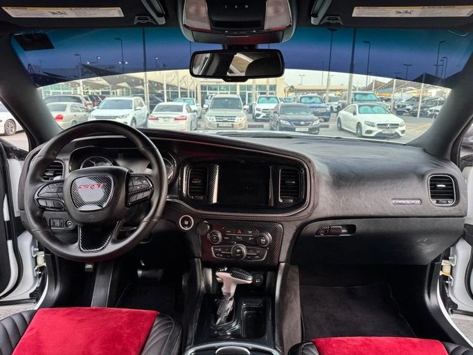 Used Dodge Charger R_T VII (LD) Facelift, 5.7 l, 2018 in Sharjah by Titanium Used Cars, White color.  | AUTO.AE