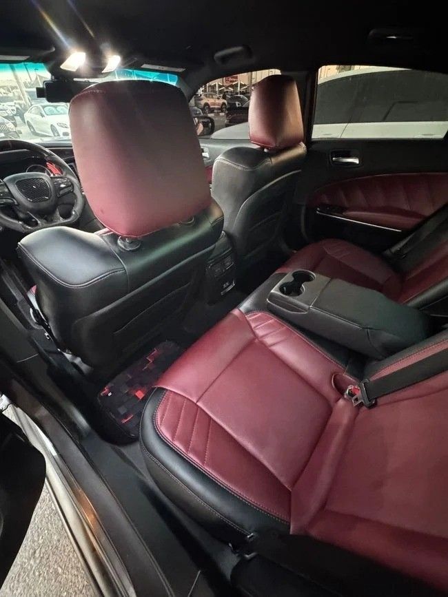 Used Dodge Charger R_T VII (LD) Facelift, 5.7 l, 2019 in Sharjah by Titanium Used Cars, Grey color. American Specs | AUTO.AE