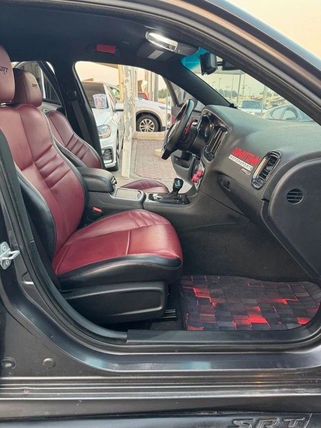 Used Dodge Charger R_T VII (LD) Facelift, 5.7 l, 2019 in Sharjah by Titanium Used Cars, Grey color. American Specs | AUTO.AE