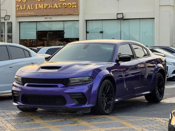 Used Dodge Charger SXT VII (LD) Facelift, 3.6 l, 2019 in Sharjah by Titanium Used Cars, Purple color. American Specs | AUTO.AE