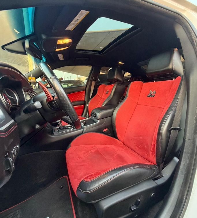 Used Dodge Charger SRT VII (LD) Facelift, 6.4 l, 2019 in Sharjah by Al Masah Al Malakia, White color. American Specs | AUTO.AE