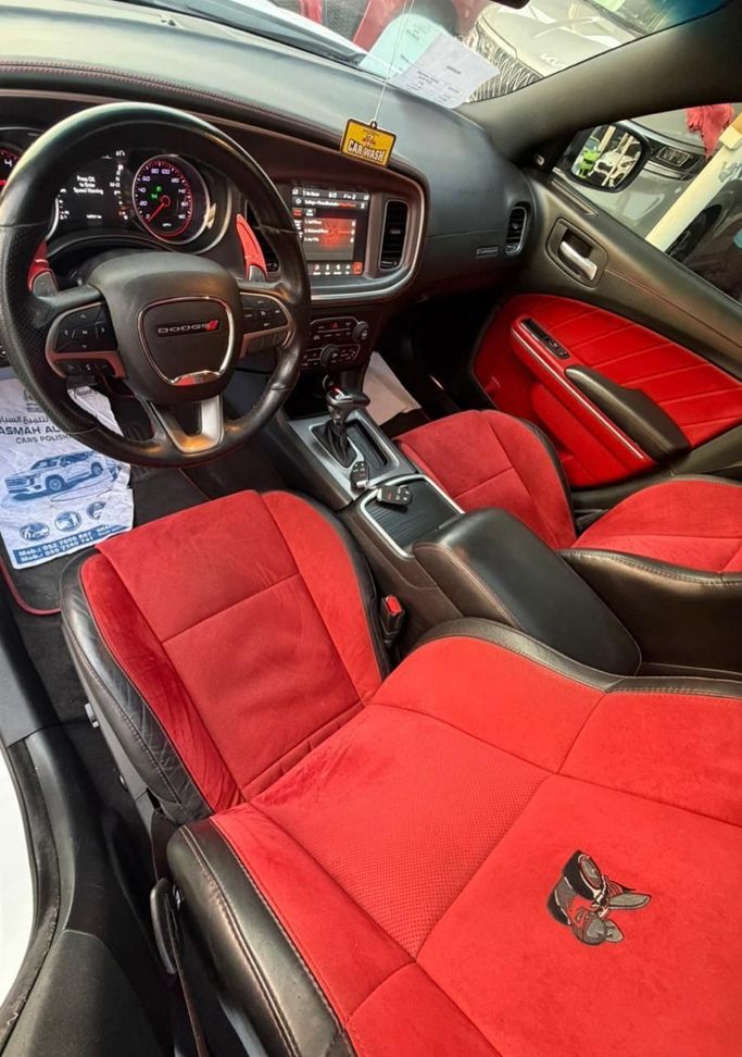 Used Dodge Charger SRT VII (LD) Facelift, 6.4 l, 2019 in Sharjah by Al Masah Al Malakia, White color. American Specs | AUTO.AE
