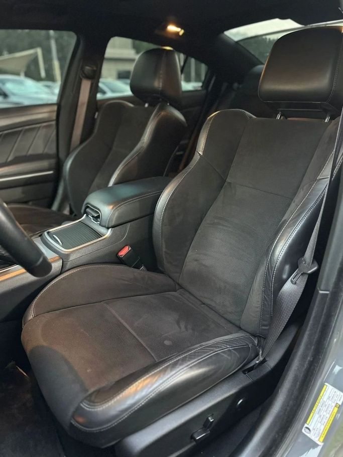 Used Dodge Charger R_T VII (LD) Facelift, 5.7 l, 2023 in Sharjah by Noor Al Seyoh Used Cars, Silver color. GCC Specs | AUTO.AE