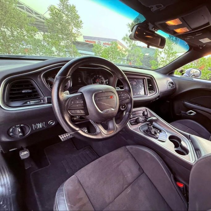 Подержанный Dodge Charger R_T VII (LD) Рестайлинг, 5.7 л, 2021 в Шардже от Sarmad Cars Серый цвет. Other | AUTO.AE
