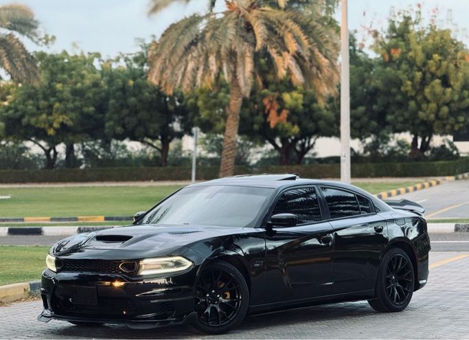 Used Dodge Charger R_T VII (LD) Facelift, 5.7 l, 2018 in Sharjah by Hatta Used Cars, Black color. American Specs | AUTO.AE