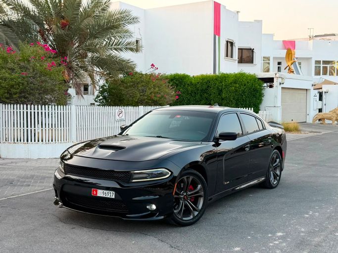 Подержанный Dodge Charger R_T VII (LD) Рестайлинг, 5.7 л, 2019 в Шардже Черный цвет. Американская | AUTO.AE | Объявление #265265