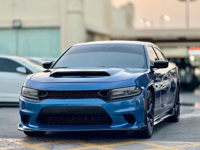 Used ⁦Dodge Charger SXT VII (LD) Facelift, 3.6 l, 2020⁩ in UAE, Sharjah by ASAL ALHAIBAH USED CARS, Blue color. American Specs | AUTO.AE | Listing #287527