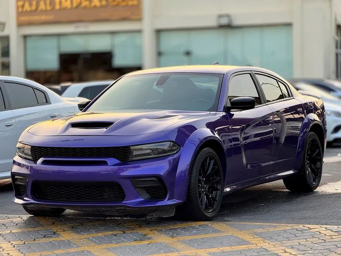 Подержанный ⁦Dodge Charger SXT VII (LD) Рестайлинг, 3.6 л, 2019⁩ в ОАЭ, Шарджа от ASAL ALHAIBAH USED CARS Пурпурный цвет. Американская | AUTO.AE | Объявление #287533