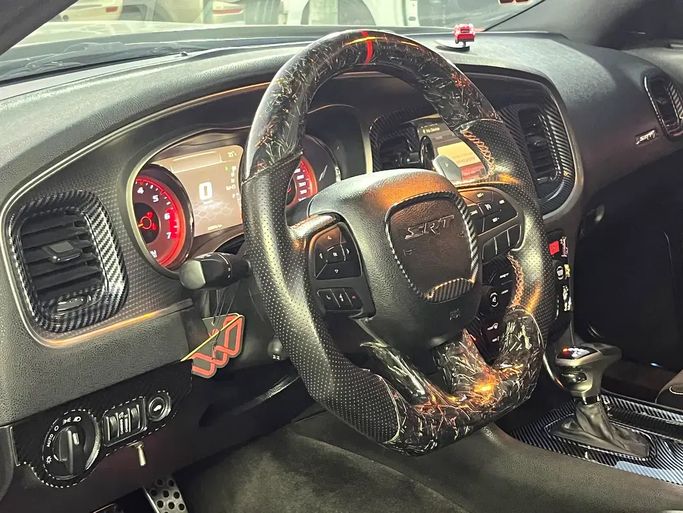 Подержанный Dodge Charger Hellcat VII (LD) Рестайлинг, 6.2 л, 2016 в ОАЭ, Шарджа от Rebou Alfakhama Красный цвет. GCC | AUTO.AE | Объявление #295826 — фото 12 из 16
