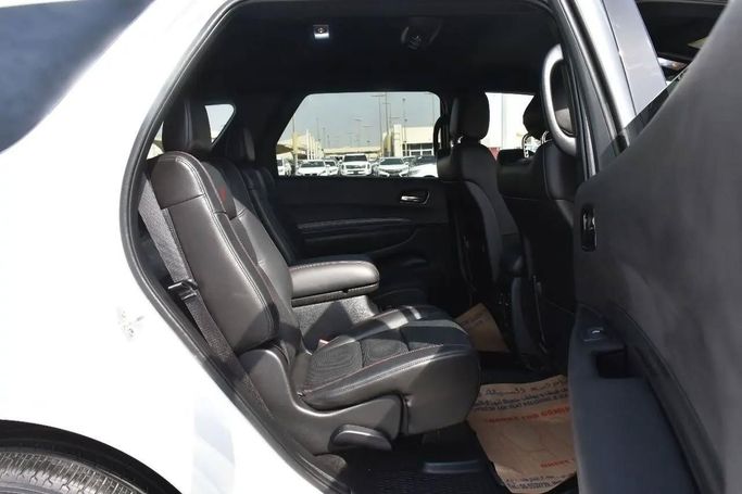 Used Dodge Durango III Facelift 2, 5.7 l, 2021 in Sharjah by Alfaris Used Cars, White color. Other | AUTO.AE