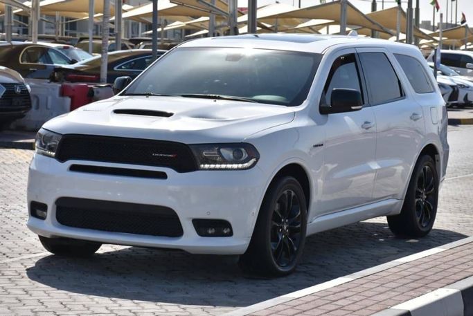 Подержанный Dodge Durango III Рестайлинг 2, 5.7 л, 2020 в Шардже от Alfaris Used Cars Белый цвет. Other | AUTO.AE