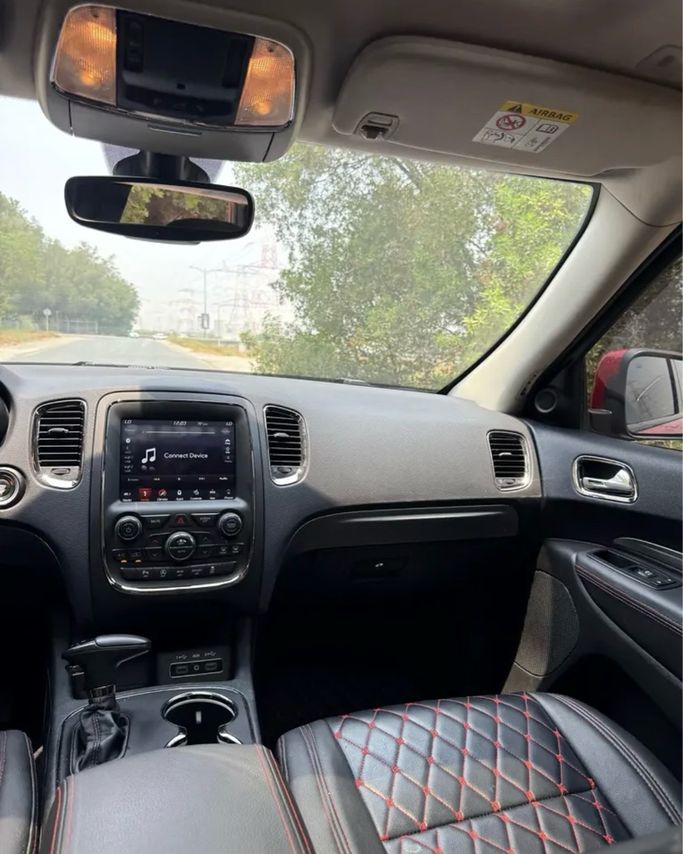 Used Dodge Durango III Facelift, 3.6 l, 2018 in UAE, Sharjah by Najm Al Shimal Used Cars trd., Red color. GCC Specs | AUTO.AE | Listing #295993 — photo 11 of 14