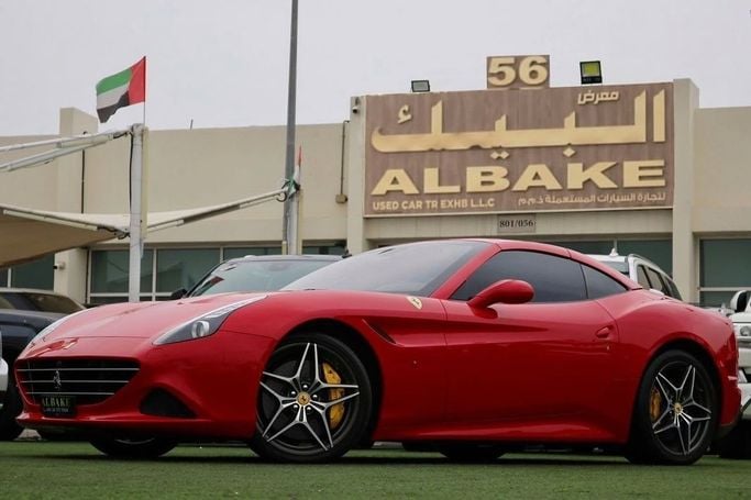 Подержанный Ferrari California I Рестайлинг (T), 3.9 л, 2017 в Шардже от Al Bake Used Cars Красный цвет.  | AUTO.AE