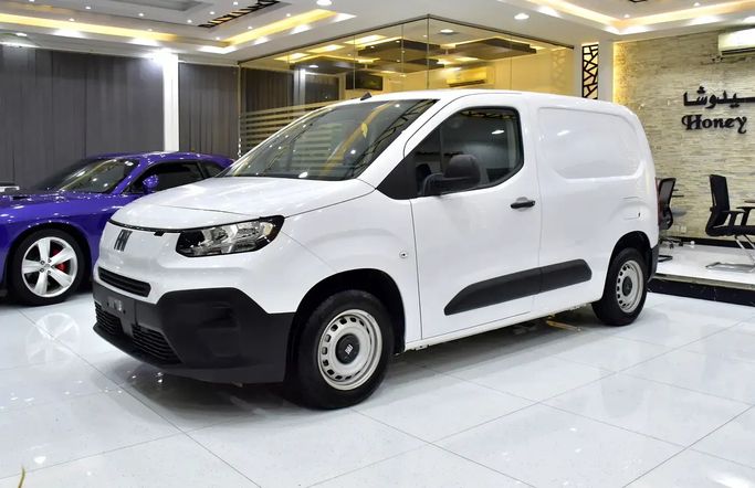 جديدة Fiat Doblo ثالثاً فيس ليفت, 1.6 l, 2025 في في الشارقة من Honey Jidosha Used Cars Tr.، اللون أبيض. مواصفات الخليج | AUTO.AE | إعلان #273139